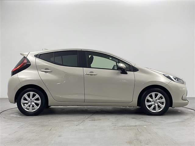 アクア Ｚ　禁煙車／純正１０．２５型ナビ／フルセグＴＶ／ＥＴＣ／トヨタチームメイト／アドバンストパーク／パノラミックビューモニター（シースルービュー付）／セーフティセンス／ＬＥＤヘッドライト／純正フロアマット（33枚目）