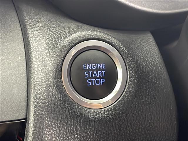 ヤリスクロス Ｚ　アドベンチャー　純正ディスプレイオーディオ／ＡＭ／ＦＭ／ＵＳＢ／ＢＴ／Ｍｉｒａｃａｓｔ／前後ドライブレコーダー／ハーフレザーシート／前席シートヒーター／運転席パワーシート／革巻きステアリング／ステアヒーター（13枚目）