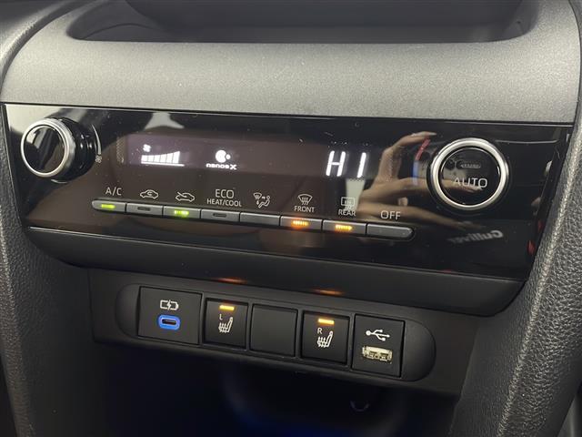 ヤリスクロス Ｚ　アドベンチャー　純正ディスプレイオーディオ／ＡＭ／ＦＭ／ＵＳＢ／ＢＴ／Ｍｉｒａｃａｓｔ／前後ドライブレコーダー／ハーフレザーシート／前席シートヒーター／運転席パワーシート／革巻きステアリング／ステアヒーター（16枚目）