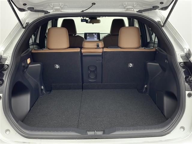 ヤリスクロス Ｚ　アドベンチャー　純正ディスプレイオーディオ／ＡＭ／ＦＭ／ＵＳＢ／ＢＴ／Ｍｉｒａｃａｓｔ／前後ドライブレコーダー／ハーフレザーシート／前席シートヒーター／運転席パワーシート／革巻きステアリング／ステアヒーター（25枚目）