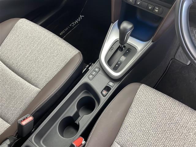 ヤリスクロス ハイブリッドZ 禁煙車 純正ナビ Bluetooth/AppleCarplay バックカメラ ブラインドスポットモニター 前後ドライブレコーダー オートブレーキホールド オートLEDヘッドライト シートヒーター(7枚目)
