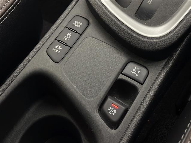 ヤリスクロス ハイブリッドZ 禁煙車 純正ナビ Bluetooth/AppleCarplay バックカメラ ブラインドスポットモニター 前後ドライブレコーダー オートブレーキホールド オートLEDヘッドライト シートヒーター(9枚目)