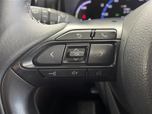 ヤリスクロス ハイブリッドZ 禁煙車 純正ナビ Bluetooth/AppleCarplay バックカメラ ブラインドスポットモニター 前後ドライブレコーダー オートブレーキホールド オートLEDヘッドライト シートヒーター(12枚目)