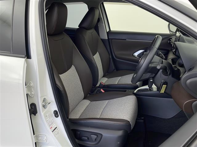 ヤリスクロス ハイブリッドZ 禁煙車 純正ナビ Bluetooth/AppleCarplay バックカメラ ブラインドスポットモニター 前後ドライブレコーダー オートブレーキホールド オートLEDヘッドライト シートヒーター(21枚目)