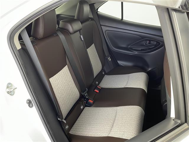 ヤリスクロス ハイブリッドZ 禁煙車 純正ナビ Bluetooth/AppleCarplay バックカメラ ブラインドスポットモニター 前後ドライブレコーダー オートブレーキホールド オートLEDヘッドライト シートヒーター(22枚目)