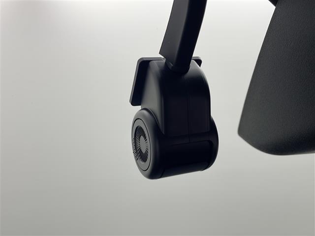 ムーヴキャンバス セオリーＧターボ　純正９インチディスプレイ　フルセグＴＶ　Ｂｌｕｅｔｏｏｔｈ　ＵＳＢ　Ａｐｐｌｅ　Ｃａｒｐｌａｙ　バックカメラ　両側パワースライドドア　衝突被害軽減ブレーキ　横滑り防止装置　レーダークルーズコントロール（8枚目）