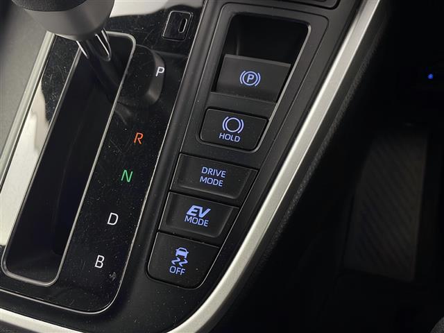 ノア ハイブリッドS-Z 純正10.5インチナビ/フルセグ/CDDVDキット/HDMI/バックカメラ/快適利便high/AC100V/トヨタセーフティセンス/PCS/ACC/両側電動スライドドア/ETC2.0/パワーバックドア(8枚目)