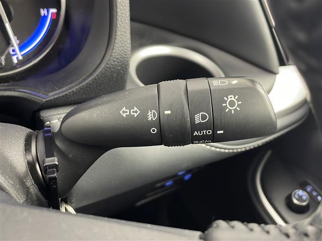 ノア ハイブリッドS-Z 純正10.5インチナビ/フルセグ/CDDVDキット/HDMI/バックカメラ/快適利便high/AC100V/トヨタセーフティセンス/PCS/ACC/両側電動スライドドア/ETC2.0/パワーバックドア(16枚目)