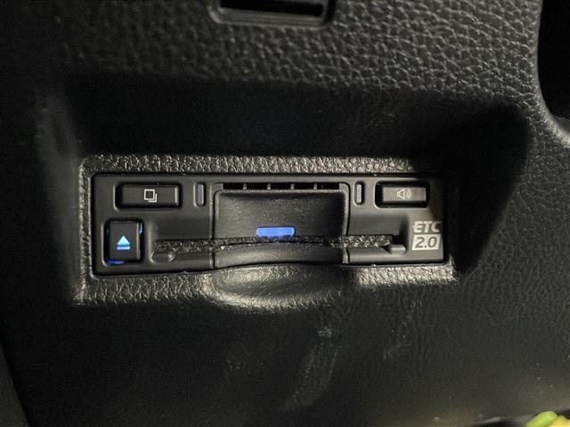 ノア ハイブリッドS-Z 純正10.5インチナビ/フルセグ/CDDVDキット/HDMI/バックカメラ/快適利便high/AC100V/トヨタセーフティセンス/PCS/ACC/両側電動スライドドア/ETC2.0/パワーバックドア(20枚目)