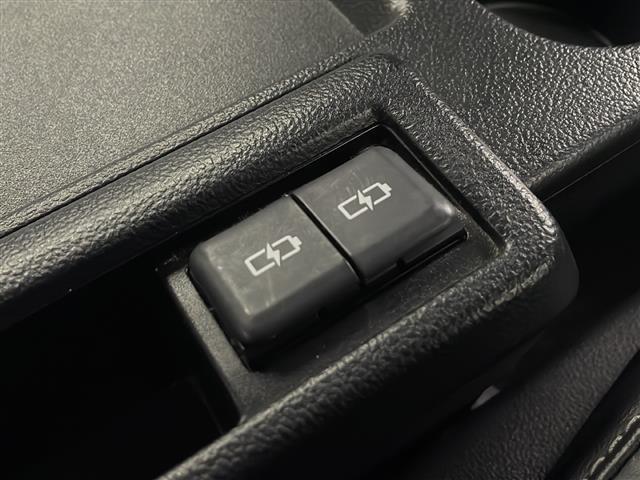 ノア ハイブリッドS-Z 純正10.5インチナビ/フルセグ/CDDVDキット/HDMI/バックカメラ/快適利便high/AC100V/トヨタセーフティセンス/PCS/ACC/両側電動スライドドア/ETC2.0/パワーバックドア(27枚目)