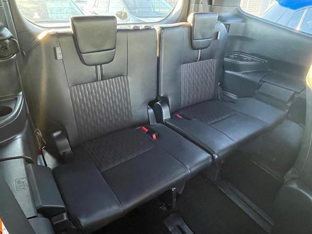 ノア ハイブリッドS-Z 純正10.5インチナビ/フルセグ/CDDVDキット/HDMI/バックカメラ/快適利便high/AC100V/トヨタセーフティセンス/PCS/ACC/両側電動スライドドア/ETC2.0/パワーバックドア(29枚目)