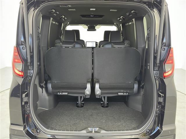 ノア ハイブリッドS-Z 純正10.5インチナビ/フルセグ/CDDVDキット/HDMI/バックカメラ/快適利便high/AC100V/トヨタセーフティセンス/PCS/ACC/両側電動スライドドア/ETC2.0/パワーバックドア(30枚目)