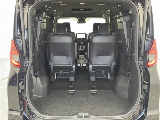 ノア ハイブリッドS-Z 純正10.5インチナビ/フルセグ/CDDVDキット/HDMI/バックカメラ/快適利便high/AC100V/トヨタセーフティセンス/PCS/ACC/両側電動スライドドア/ETC2.0/パワーバックドア(31枚目)