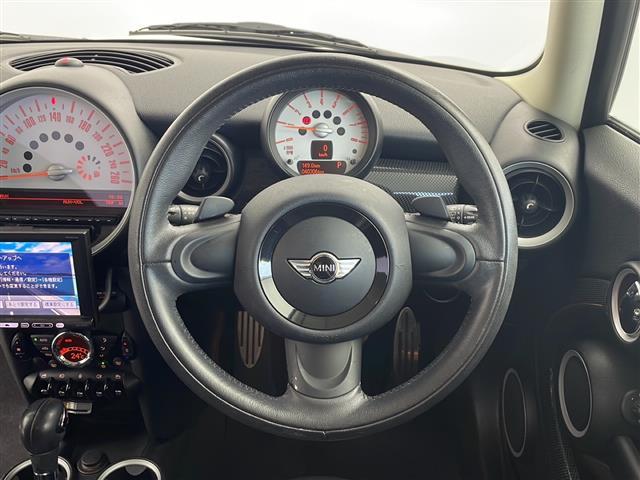 MINI クーパーS クラブマン カロッツェリアHDDナビ CD 地デジ ワンオーナー パドルシフト MTモード付AT ETC 電動格納ミラー 革巻きステアリング ハーフレザーシート プッシュスタート HIDヘッドライト(11枚目)