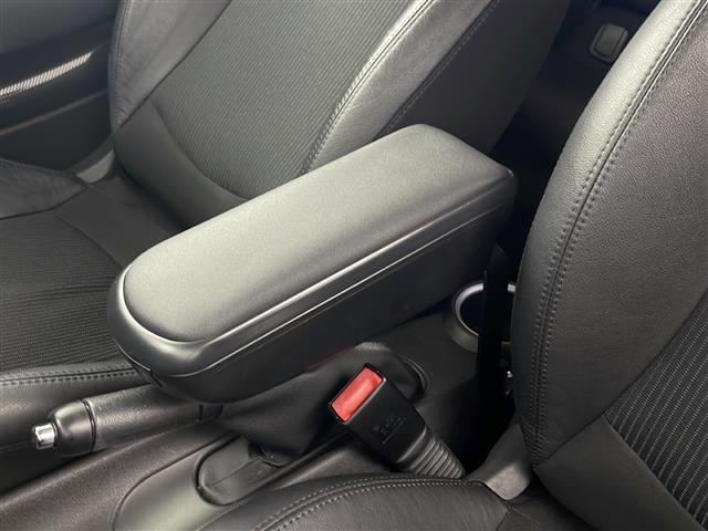 MINI クーパーS クラブマン カロッツェリアHDDナビ CD 地デジ ワンオーナー パドルシフト MTモード付AT ETC 電動格納ミラー 革巻きステアリング ハーフレザーシート プッシュスタート HIDヘッドライト(15枚目)