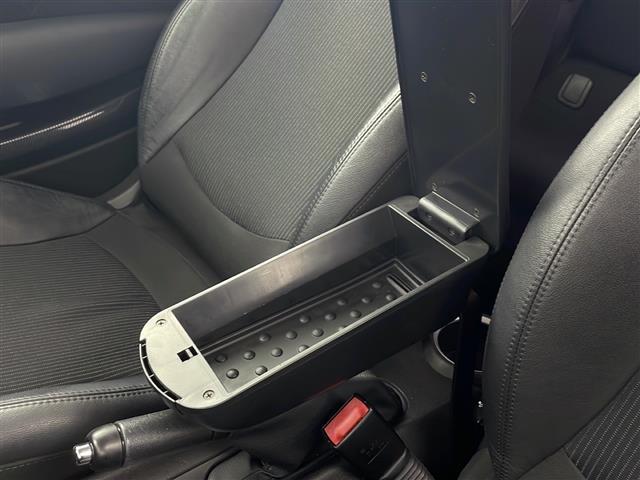MINI クーパーS クラブマン カロッツェリアHDDナビ CD 地デジ ワンオーナー パドルシフト MTモード付AT ETC 電動格納ミラー 革巻きステアリング ハーフレザーシート プッシュスタート HIDヘッドライト(16枚目)
