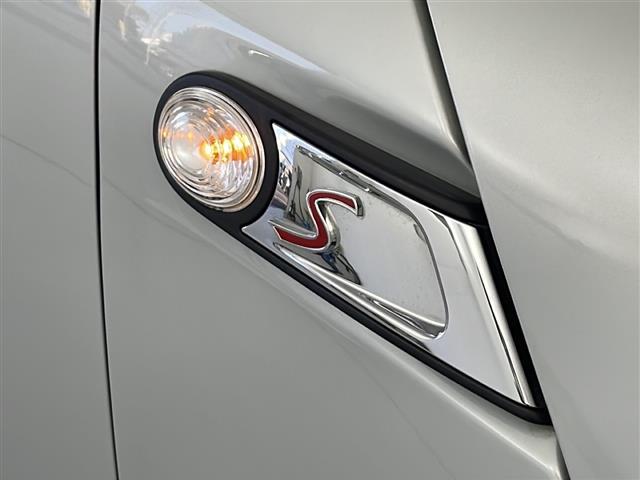 MINI クーパーS クラブマン カロッツェリアHDDナビ CD 地デジ ワンオーナー パドルシフト MTモード付AT ETC 電動格納ミラー 革巻きステアリング ハーフレザーシート プッシュスタート HIDヘッドライト(28枚目)