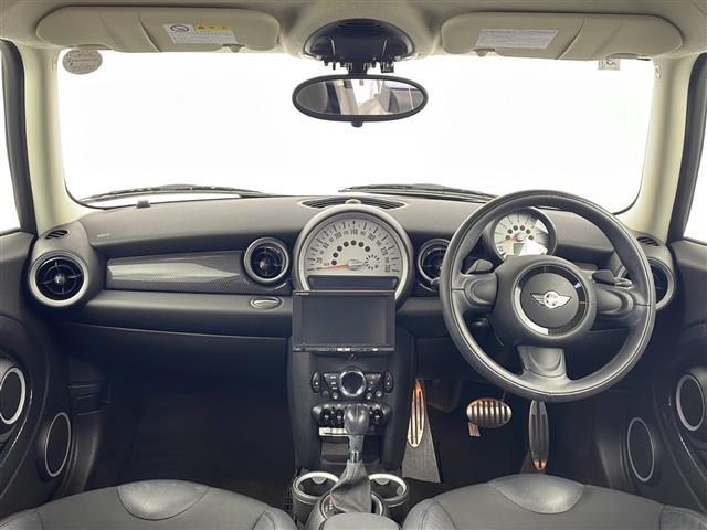 MINI クーパーS クラブマン カロッツェリアHDDナビ CD 地デジ ワンオーナー パドルシフト MTモード付AT ETC 電動格納ミラー 革巻きステアリング ハーフレザーシート プッシュスタート HIDヘッドライト(42枚目)