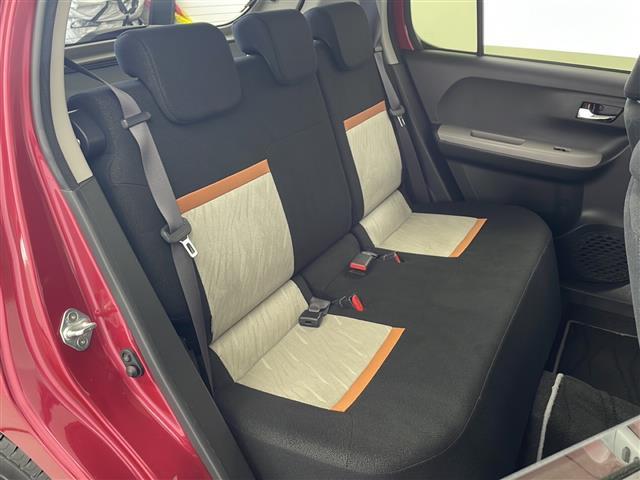 パッソ モーダ　Ｇパッケージ　純正ディーラーオプションナビ（ＡＭ／ＦＭ／ＣＤ／ＳＤ／ＢＴ／フルセグ）　ドライブレコーダー　ＥＴＣ　シートヒーター　トヨタセーフティセンス（ＰＣＳ／ＡＨＢ／クリアランスソナー）　アイドリングストップ（12枚目）