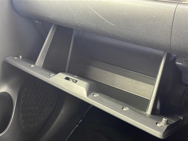 パッソ モーダ　Ｇパッケージ　純正ディーラーオプションナビ（ＡＭ／ＦＭ／ＣＤ／ＳＤ／ＢＴ／フルセグ）　ドライブレコーダー　ＥＴＣ　シートヒーター　トヨタセーフティセンス（ＰＣＳ／ＡＨＢ／クリアランスソナー）　アイドリングストップ（20枚目）