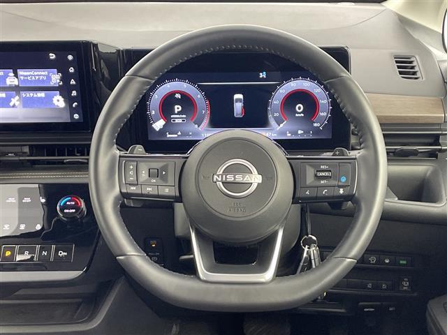 セレナ ハイウェイスターV 純正ナビ 後席専用モニター 両側パワースライドドア アラウンドビューモニター インテリジェントルームミラー ワイヤレス充電 プロパイロット フルセグTV ブルートゥース ETC2.0 スペアキー(12枚目)