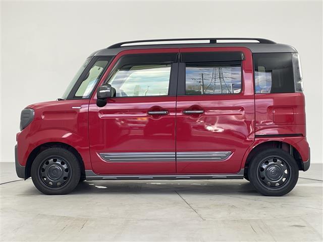 スペーシアギア ハイブリッドＸＺ　純正８インチナビ　Ｂｌｕｅｔｏｏｔｈ　フルセグＴＶ　ＣＤ　ＤＶＤ　ＵＳＢ　両側パワースライドドア　レーダークルーズコントロール　衝突被害軽減ブレーキ　レーンアシスト　前席シートヒーター　追従クルコン（18枚目）