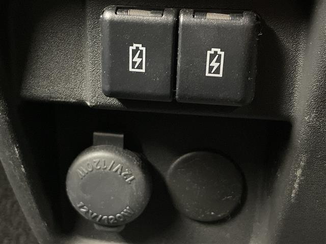 スペーシアギア ハイブリッドＸＺ　純正８インチナビ　Ｂｌｕｅｔｏｏｔｈ　フルセグＴＶ　ＣＤ　ＤＶＤ　ＵＳＢ　両側パワースライドドア　レーダークルーズコントロール　衝突被害軽減ブレーキ　レーンアシスト　前席シートヒーター　追従クルコン（32枚目）