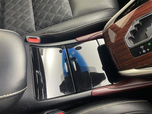 ハリアー プレミアム 1オーナー 純正ナビ バックカメラ フルセグTV ブルートゥース ハーフレザーシート D席パワーシート AC100V100Wコンセント 純正フロアマット パワーバックドア クルーズコントロール 保証書(35枚目)