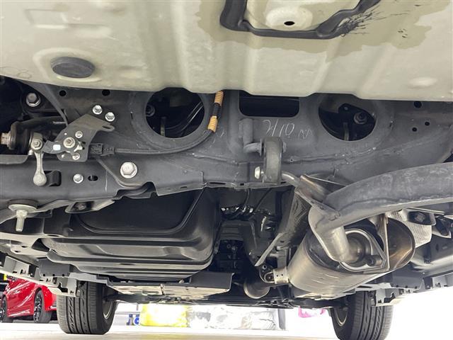 ハリアー プレミアム 1オーナー 純正ナビ バックカメラ フルセグTV ブルートゥース ハーフレザーシート D席パワーシート AC100V100Wコンセント 純正フロアマット パワーバックドア クルーズコントロール 保証書(41枚目)