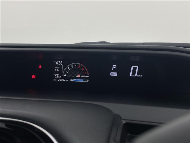 アクア Ｇ　ＧＲスポーツ・１７インチパッケージ　／純正ナビ　／ＣＤ　ＤＶＤ　ＢＴ　ＳＤ　フルセグＴＶ　／バックカメラ　／クルーズコントロール　／純正エアロ　／純正１７インチＡＷ　／レーンキープアシスト／ハーフレザーシート／前後ドラレコ（3枚目）