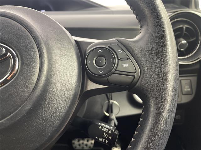 アクア Ｇ　ＧＲスポーツ・１７インチパッケージ　／純正ナビ　／ＣＤ　ＤＶＤ　ＢＴ　ＳＤ　フルセグＴＶ　／バックカメラ　／クルーズコントロール　／純正エアロ　／純正１７インチＡＷ　／レーンキープアシスト／ハーフレザーシート／前後ドラレコ（10枚目）