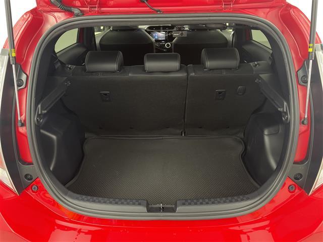 アクア Ｇ　ＧＲスポーツ・１７インチパッケージ　／純正ナビ　／ＣＤ　ＤＶＤ　ＢＴ　ＳＤ　フルセグＴＶ　／バックカメラ　／クルーズコントロール　／純正エアロ　／純正１７インチＡＷ　／レーンキープアシスト／ハーフレザーシート／前後ドラレコ（33枚目）