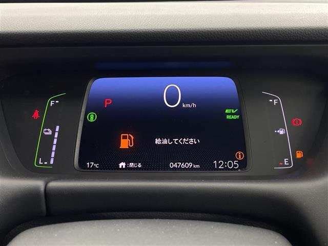 フィット e:HEVリュクス 純正9インチナビ/CD DVD BT SD FM AM/フルセグTV/バックカメラ/ホンダセンシング/アダプティブクルーズコントロール/衝突被害軽減システム/スペアキー/ハーフレザーシート(3枚目)