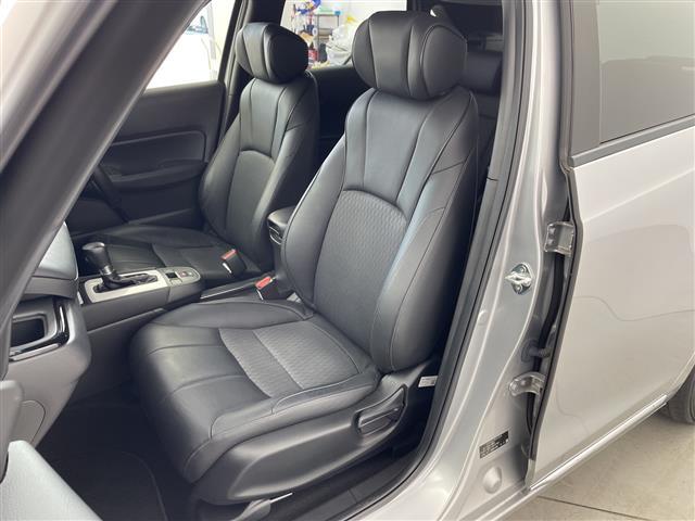 フィット e:HEVリュクス 純正9インチナビ/CD DVD BT SD FM AM/フルセグTV/バックカメラ/ホンダセンシング/アダプティブクルーズコントロール/衝突被害軽減システム/スペアキー/ハーフレザーシート(10枚目)