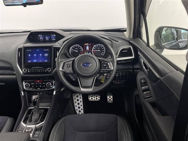 フォレスター スポーツ 純正DIATONE SOUNDナビ サンルーフ フロント・サイド・バックカメラ フルセグTV ブルートゥース 純正18インチアルミホイール ルーフレール 純正スマートリヤビューミラー ハーフレザー(9枚目)