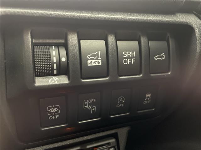 フォレスター スポーツ 純正DIATONE SOUNDナビ サンルーフ フロント・サイド・バックカメラ フルセグTV ブルートゥース 純正18インチアルミホイール ルーフレール 純正スマートリヤビューミラー ハーフレザー(21枚目)