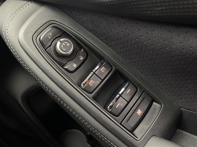 フォレスター スポーツ 純正DIATONE SOUNDナビ サンルーフ フロント・サイド・バックカメラ フルセグTV ブルートゥース 純正18インチアルミホイール ルーフレール 純正スマートリヤビューミラー ハーフレザー(22枚目)