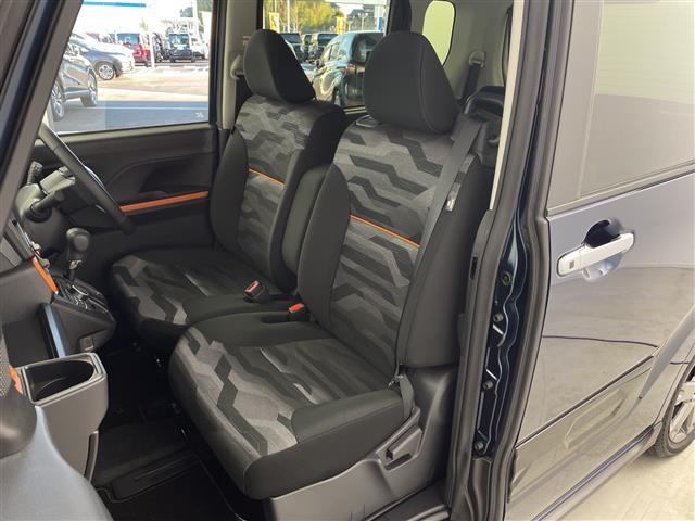 タント ファンクロスターボ　両側パワースライドドア　ルーフレール　ＥＴＣ　スマートアシスト　衝突回避支援ブレーキ　誤発進抑制　車線逸脱抑制　アイドリングストップ　オートハイビーム　ＬＥＤヘッド　純正フロアマット　スペキー　保証書（22枚目）