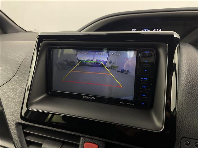 ヴォクシー ＺＳ　煌ＩＩＩ　特別仕様車／ケンウッドナビ／フルセグＴＶ／バックカメラ／ＥＴＣ／前方ドラレコ／セーフティセンス／パーキングセンサー／ＬＥＤライト／両側パワスラ／合皮コンビシート／純正フロアマット／プッシュスタート（3枚目）