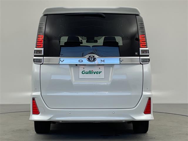 ヴォクシー ＺＳ　煌ＩＩＩ　特別仕様車／ケンウッドナビ／フルセグＴＶ／バックカメラ／ＥＴＣ／前方ドラレコ／セーフティセンス／パーキングセンサー／ＬＥＤライト／両側パワスラ／合皮コンビシート／純正フロアマット／プッシュスタート（34枚目）