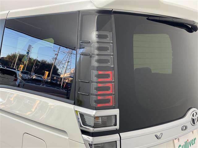 ヴォクシー ＺＳ　煌ＩＩＩ　特別仕様車／ケンウッドナビ／フルセグＴＶ／バックカメラ／ＥＴＣ／前方ドラレコ／セーフティセンス／パーキングセンサー／ＬＥＤライト／両側パワスラ／合皮コンビシート／純正フロアマット／プッシュスタート（37枚目）