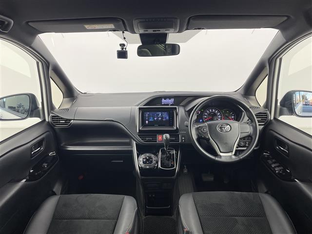 ヴォクシー ＺＳ　煌ＩＩＩ　特別仕様車／ケンウッドナビ／フルセグＴＶ／バックカメラ／ＥＴＣ／前方ドラレコ／セーフティセンス／パーキングセンサー／ＬＥＤライト／両側パワスラ／合皮コンビシート／純正フロアマット／プッシュスタート（42枚目）