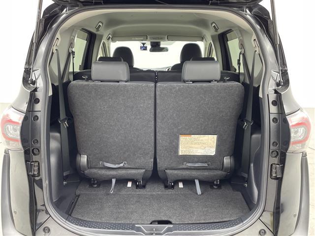 シエンタ Ｇ　クエロ　純正ナビ（ＮＳＺＴ－Ｗ６８Ｔ）　パノラミックビューモニター　フルセグＴＶ　両側パワースライドドア　ハーフレザーシート　純正フロアマット　トヨタセーフティセンス　ＬＥＤヘッド　オートライト　ＥＴＣ２．０（27枚目）