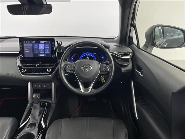 カローラクロス ハイブリッド　Ｚ　純正９インチディスプレイオーディオ　バックカメラ　ルーフレール　ブルートゥース　ＡＭ・ＦＭ　アップルカープレイ　トヨタセーフティセンス　ハーフレザーシート　前席シートヒーター　スペアキー（5枚目）