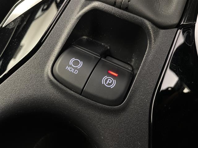 カローラクロス ハイブリッド　Ｚ　純正９インチディスプレイオーディオ　バックカメラ　ルーフレール　ブルートゥース　ＡＭ・ＦＭ　アップルカープレイ　トヨタセーフティセンス　ハーフレザーシート　前席シートヒーター　スペアキー（17枚目）