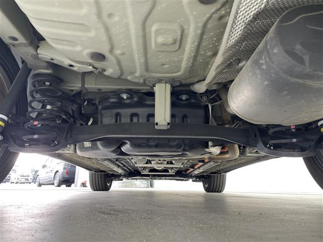 カローラクロス ハイブリッド　Ｚ　純正９インチディスプレイオーディオ　バックカメラ　ルーフレール　ブルートゥース　ＡＭ・ＦＭ　アップルカープレイ　トヨタセーフティセンス　ハーフレザーシート　前席シートヒーター　スペアキー（41枚目）