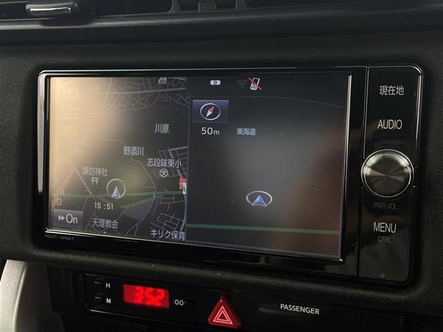 ８６ ＧＴリミテッド　純正ナビ／クルコン／バックカメラ／フルセグＴＶ／Ｂｌｕｅｔｏｏｔｈ／リヤスポイラー　ハーフレザーシート／純正フロアマット／前席シートヒーター／ＥＴＣ／ＬＥＤヘッドライト／スペアキー（5枚目）