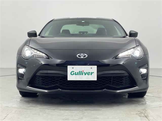 ８６ ＧＴリミテッド　純正ナビ／クルコン／バックカメラ／フルセグＴＶ／Ｂｌｕｅｔｏｏｔｈ／リヤスポイラー　ハーフレザーシート／純正フロアマット／前席シートヒーター／ＥＴＣ／ＬＥＤヘッドライト／スペアキー（28枚目）