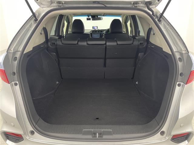 シャトル ハイブリッドＸスタイルエディション　ＣＡＲＲＯＺＺＥＲＩＡ製８インチナビ　Ｂｌｕｅｔｏｏｔｈ　フルセグＴＶ　ＣＤ　ＤＶＤ　衝突被害軽減ブレーキ　コーナーセンサー　横滑り防止装置　クルーズコントロール　前後ドラレコ　ＬＥＤオートライト（29枚目）