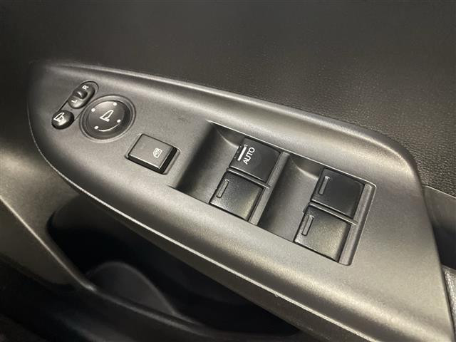 シャトル ハイブリッドＸスタイルエディション　ＣＡＲＲＯＺＺＥＲＩＡ製８インチナビ　Ｂｌｕｅｔｏｏｔｈ　フルセグＴＶ　ＣＤ　ＤＶＤ　衝突被害軽減ブレーキ　コーナーセンサー　横滑り防止装置　クルーズコントロール　前後ドラレコ　ＬＥＤオートライト（38枚目）